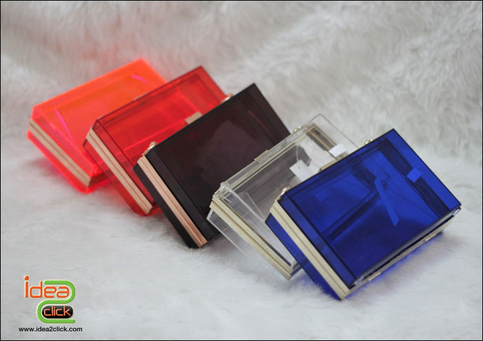 กระเป๋าคลัช อะคริลิค Crsytal Clear Clutch 