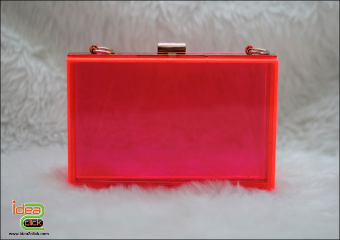 กระเป๋าคลัช อะคริลิค Crsytal Clear Clutch 