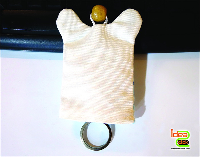 ซองผ้าใส่พวงกุญแจทรงรูปกระต่าย