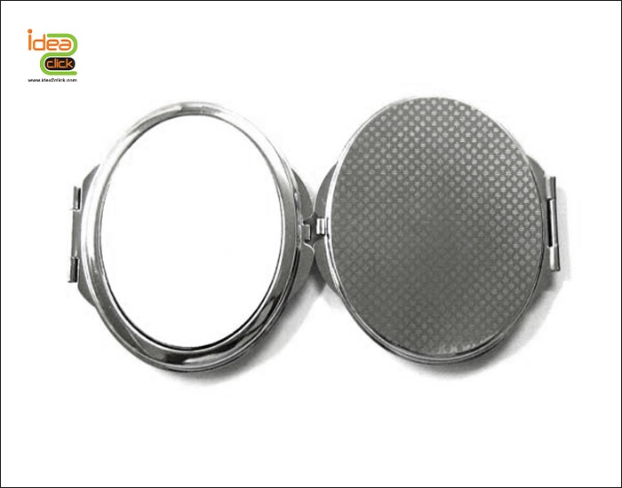 กระจกโลหะสีเงินทรงวงรี     